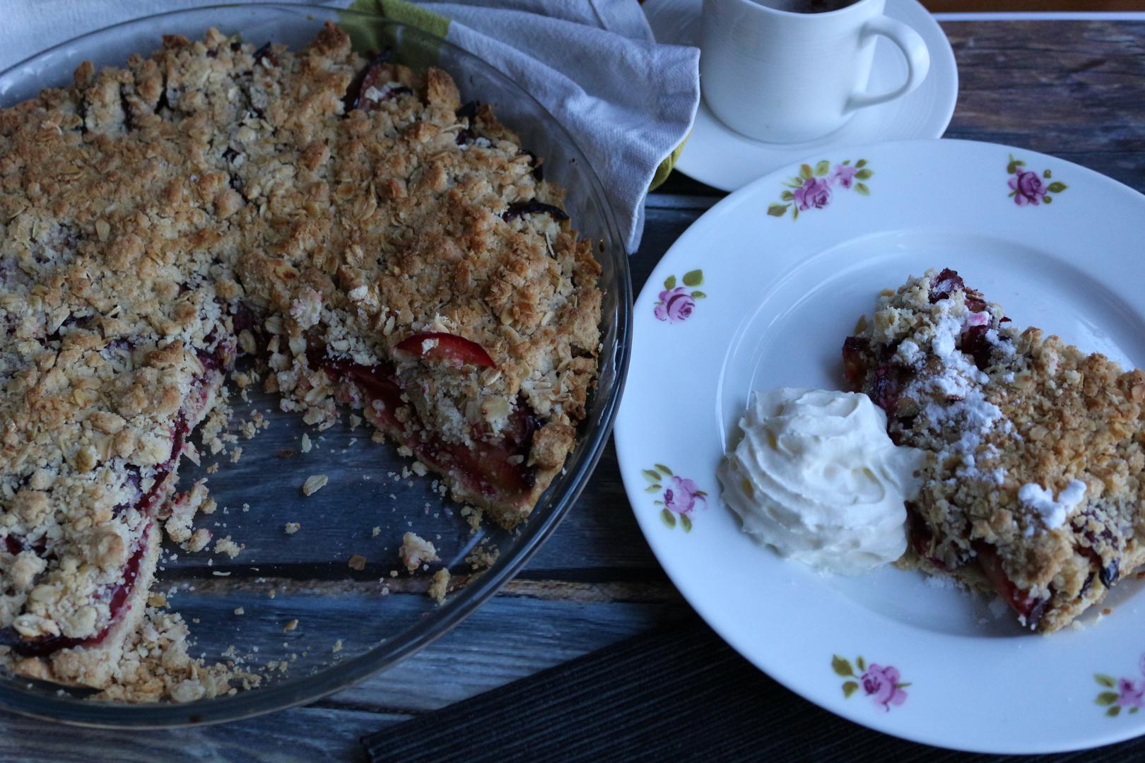 Plum Crumble With Base - 